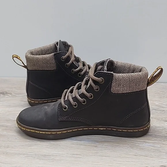 ​Dr. Martens Women Maelly Dark Brown Leather Boots w/Herringbone Tweed Cuff 6 - Picture 3 of 12